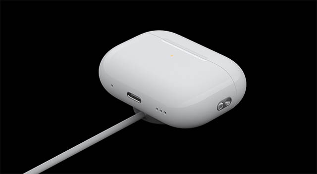 ఎయిర్పాడ్స్ ప్రో 2 ఆపిల్ వాచ్ ఛార్జర్తో ఛార్జింగ్